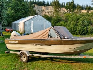 Caribou-Upholstery-British-Columbia-Custom-windshield-protector-outboard-motor-boat